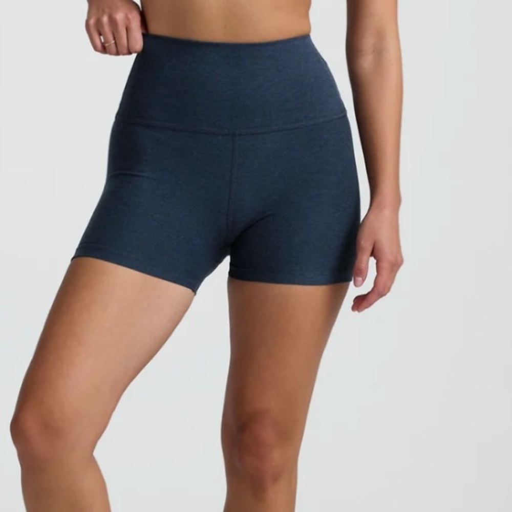 Beyond Yoga Keep Pace 3" Short